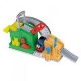 Fisher-Price     Busy Tracks (Y3082) -  1