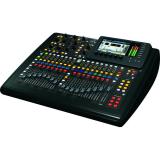 BEHRINGER X32 Compact -  1